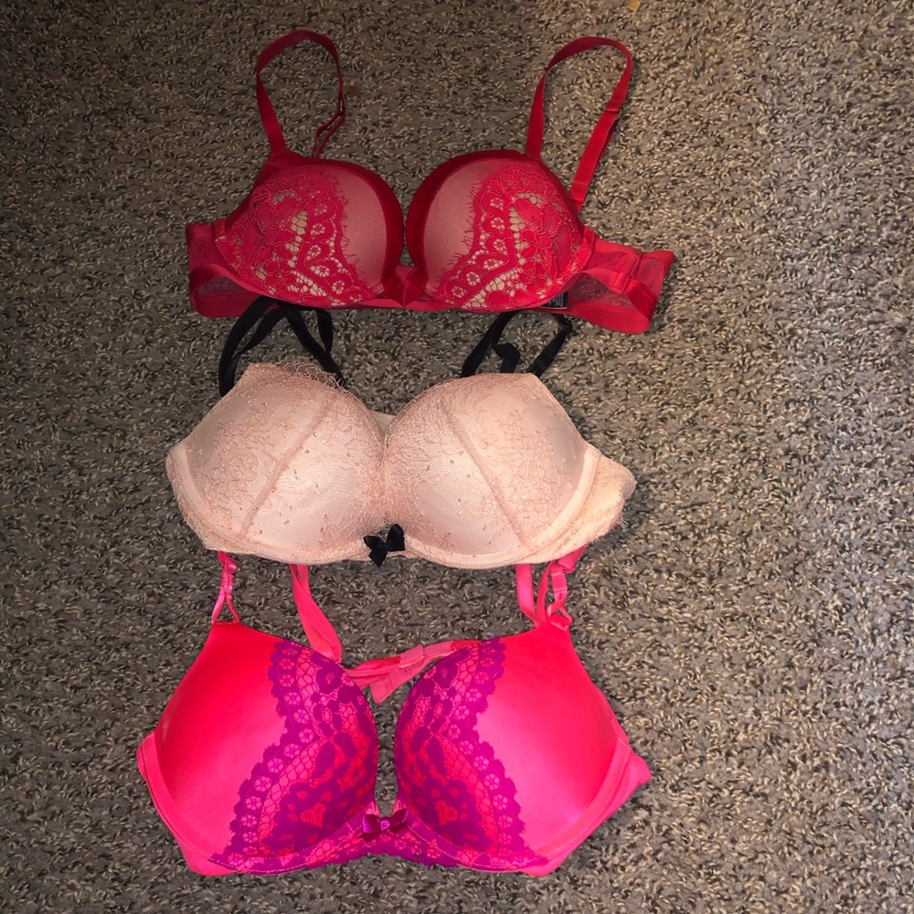 (3) 34A Victoria’s Secret Bras
